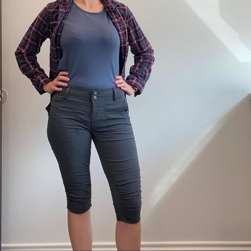 PrAna Gray Crop Hiking Capris 0
